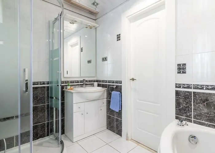 Hotel Dali By Interhome Torremolinos