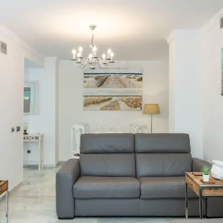Отель Dali By Interhome Торремолинос