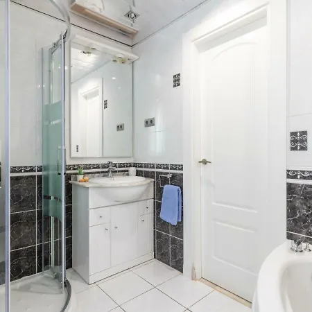 Отель Dali By Interhome Торремолинос